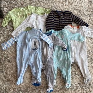 3-6m/6m bundle of footed sleepers